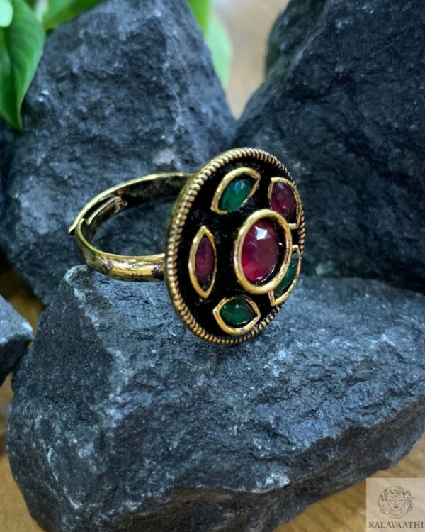 Vintage Aura Ring - Image 3