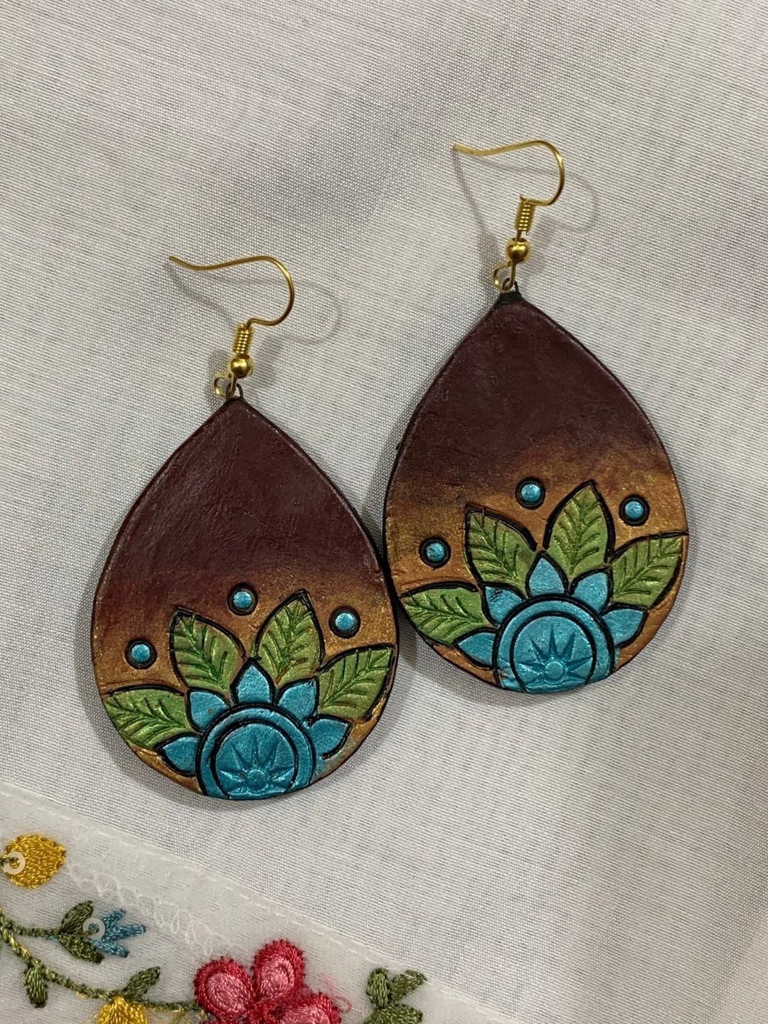 Clay Jewelry with Handpainted Design