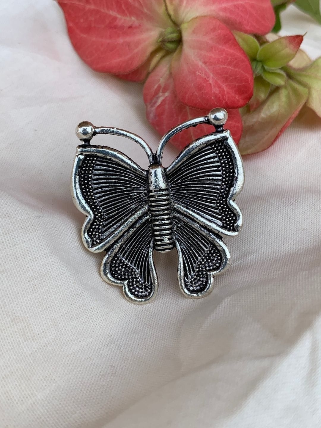 Trendy boho-style oxidized ring