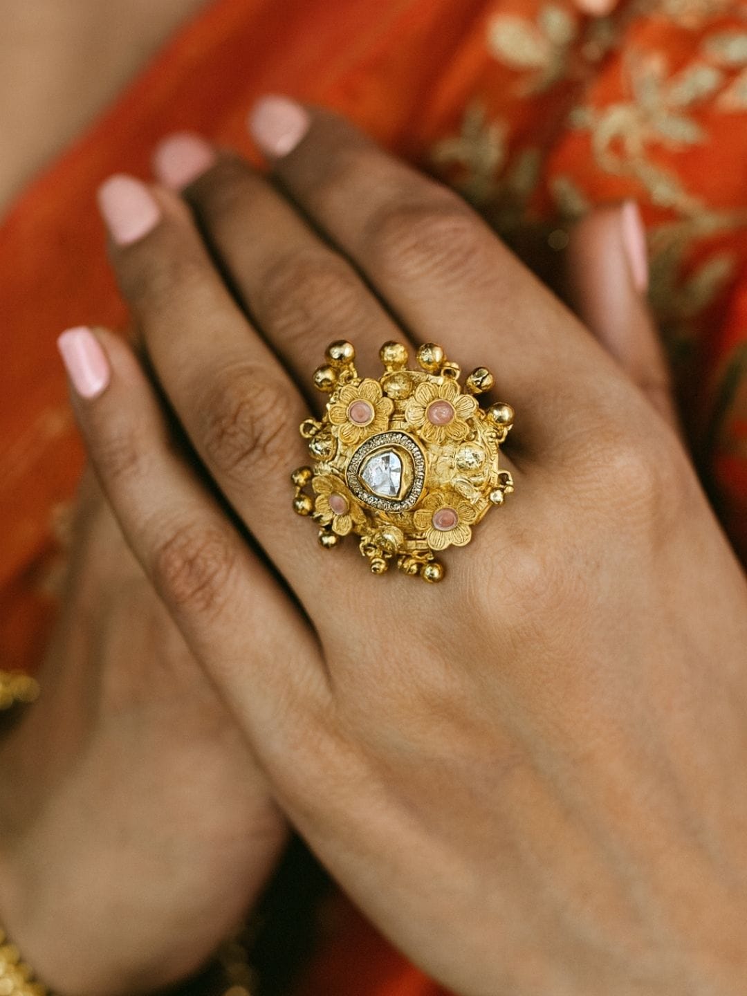 Kashmiri White Kundan Ghungroo Statement Ring - Image 3
