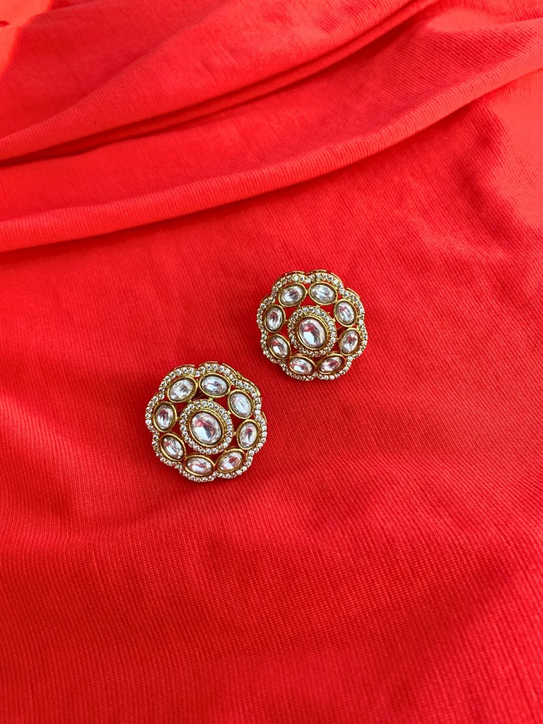 Royal Polki Kundan Statement Studs - Image 5
