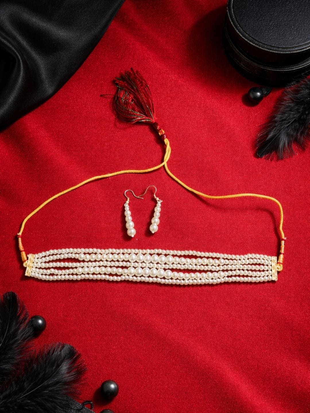 Classic Pearl Choker Necklace Set with Earrings - Image 2