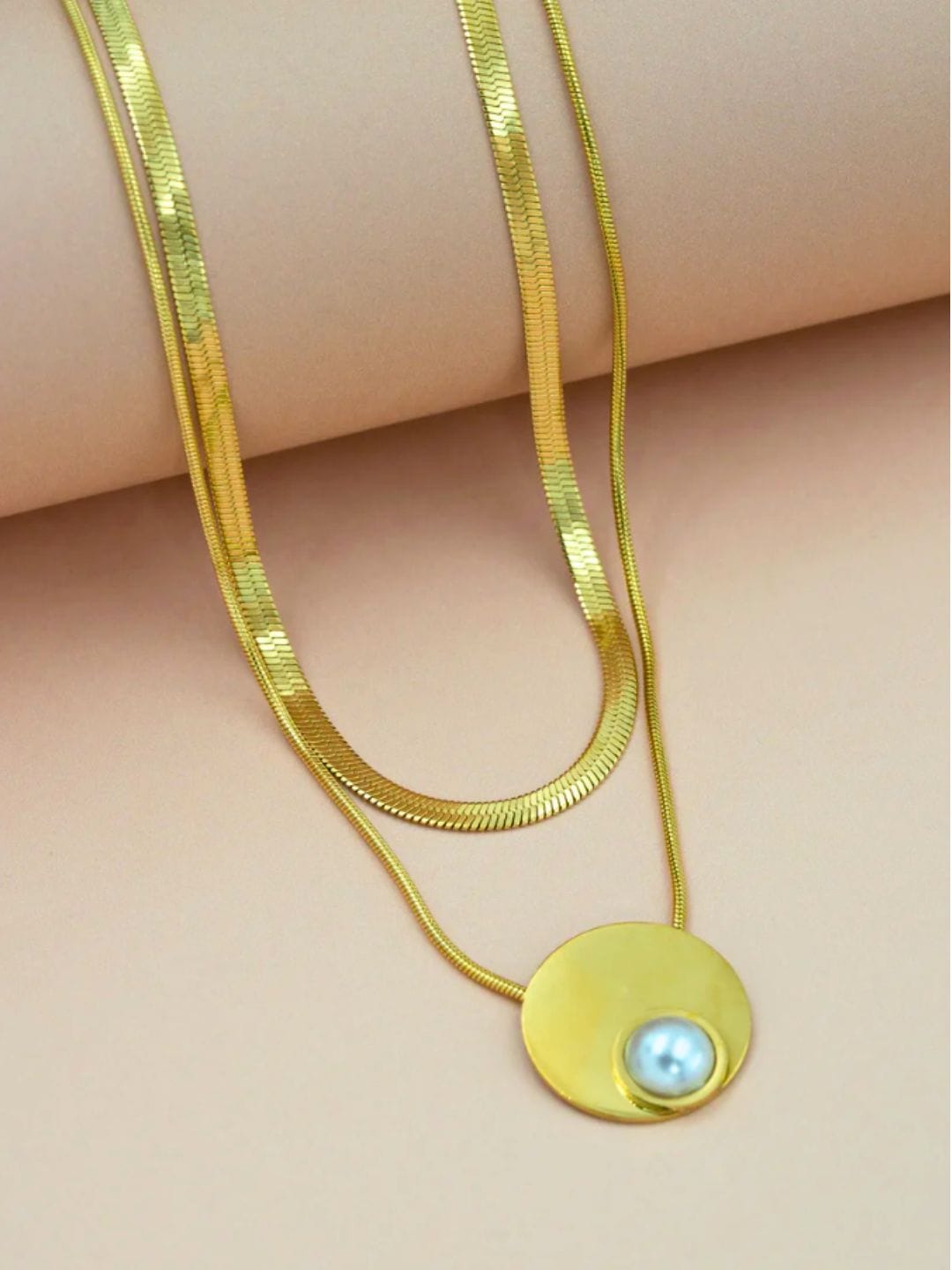 Disc Pearl Pendant Necklace - Image 2